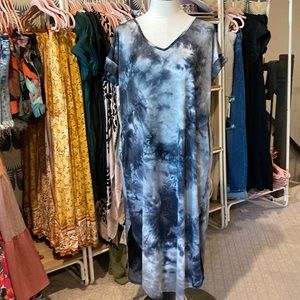 Dark tie dye maxi